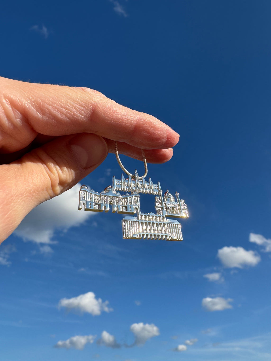Vienna Pendant