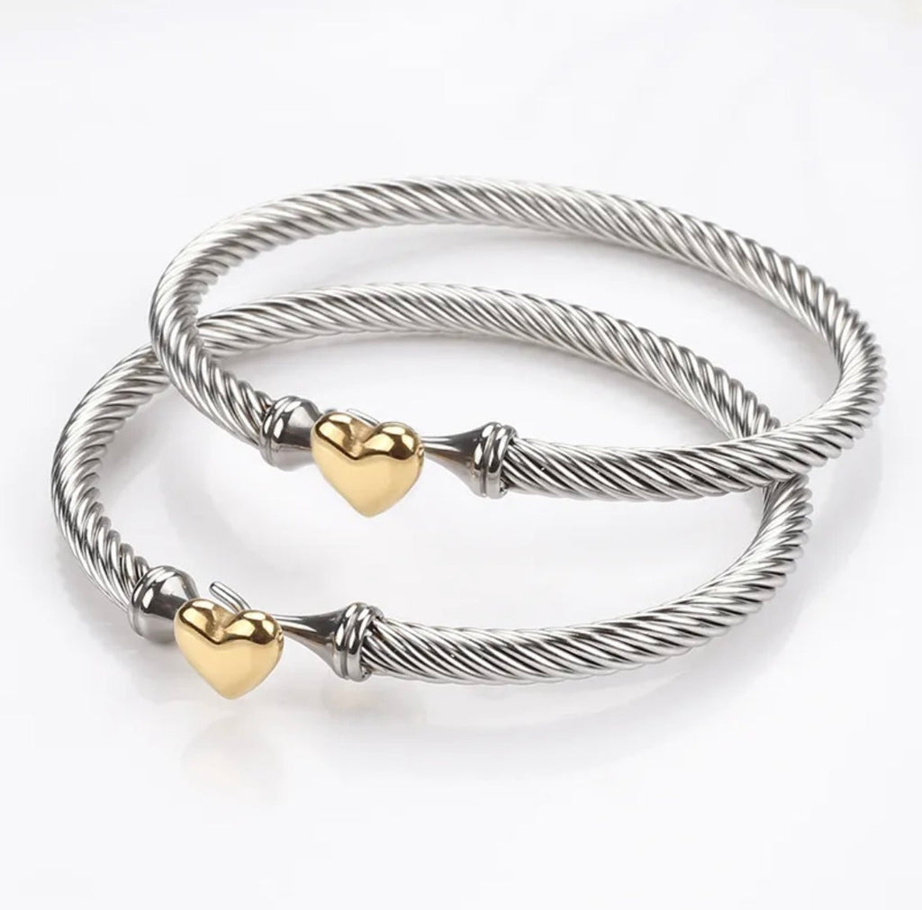 Linked with Love Heart Bangle